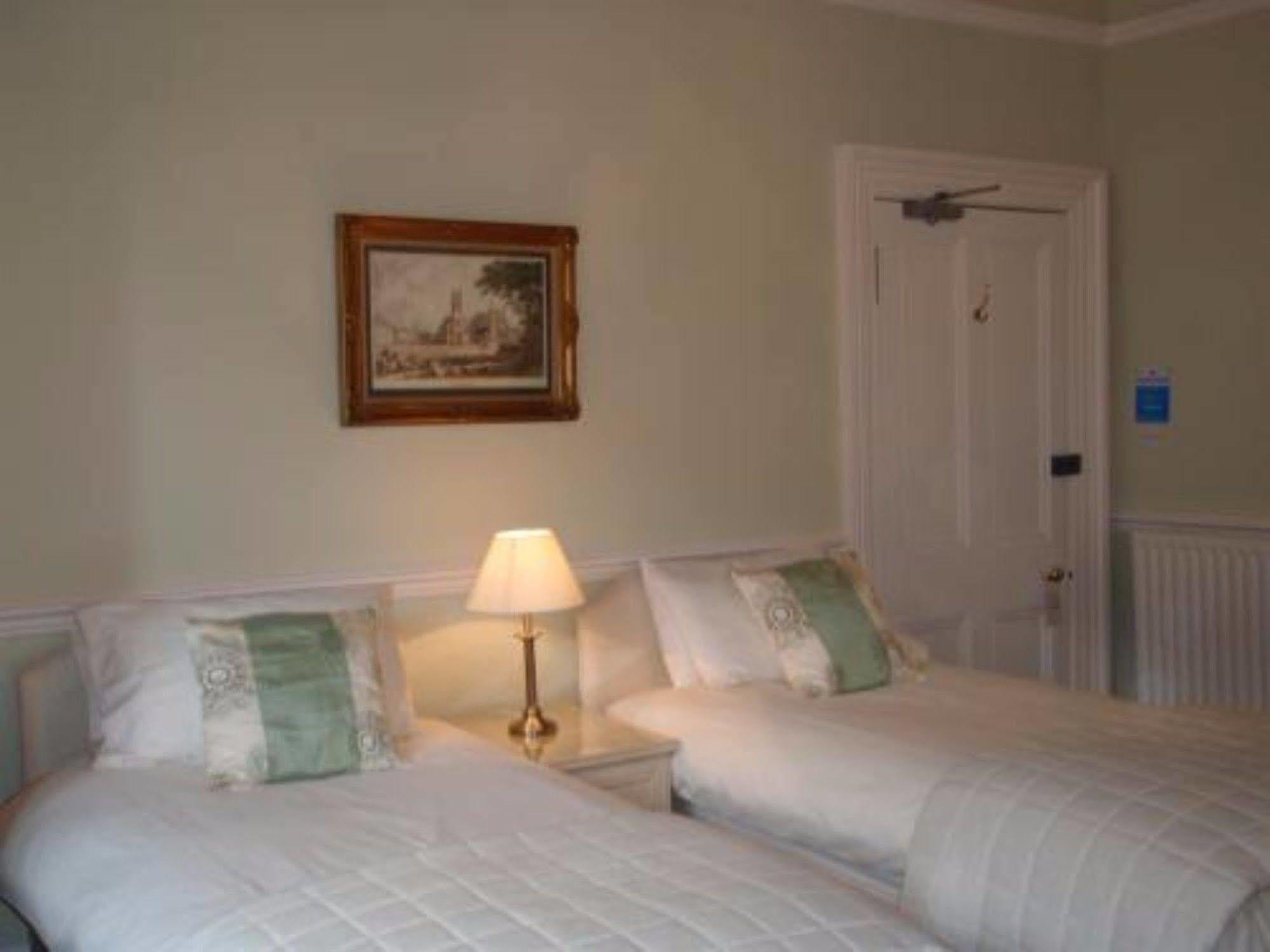 Highfield Guest House Edinburgh Buitenkant foto